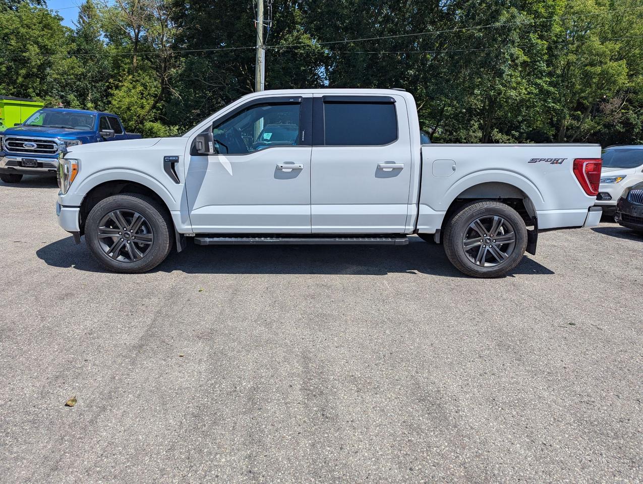 2021 Ford F-150 XLT 4WD SuperCrew 6.5' Box Photo2