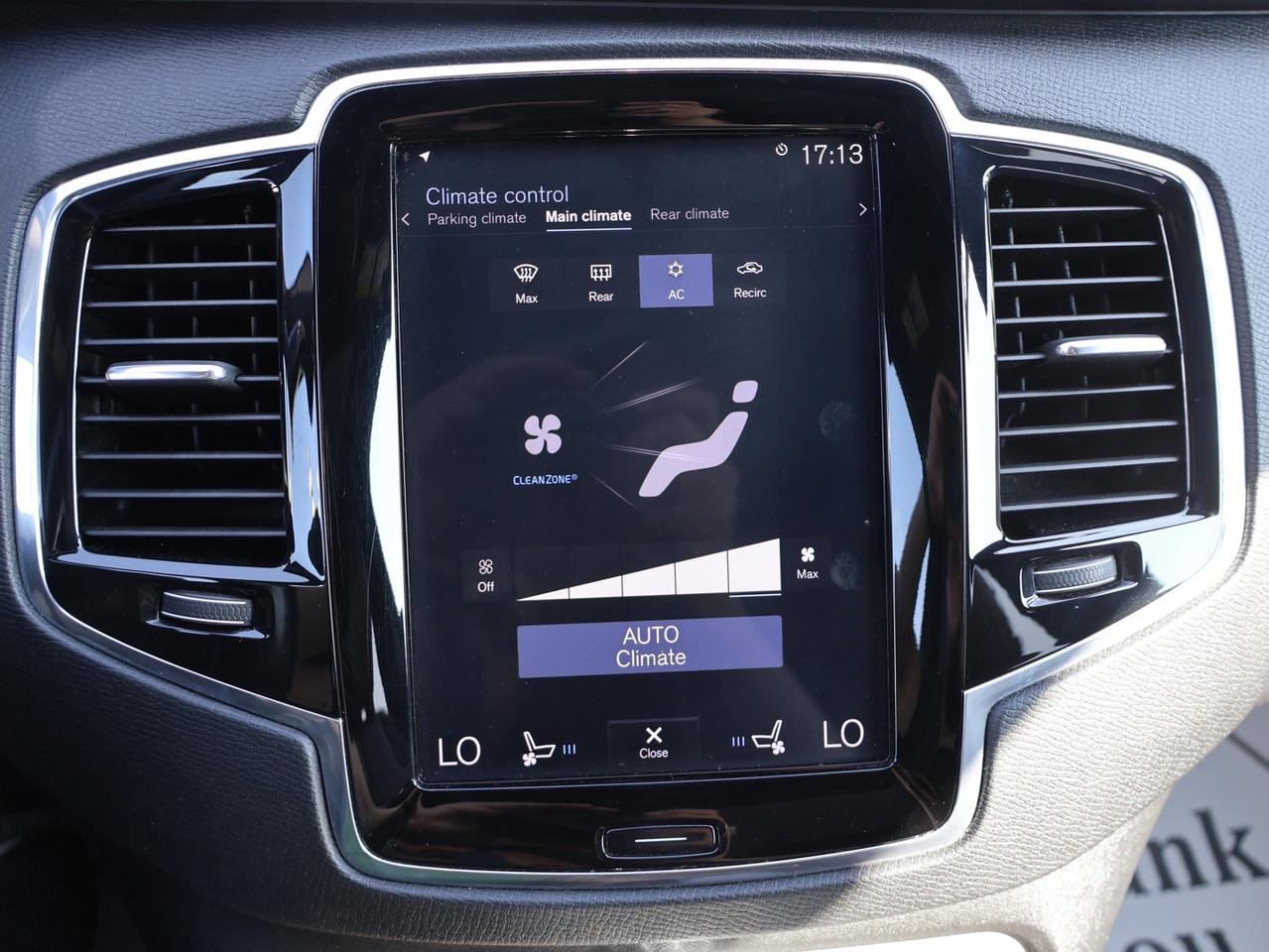 2019 Volvo XC90 T8 eAWD MOMENTUM PLUG-IN HYBRID *ACCIDENT FREE*VOLVO MAINTAIN* CAMERA NAV BLUETOOTH LEATHER HEATED SEATS PANO ROOF CRUISE ALLOYS Photo