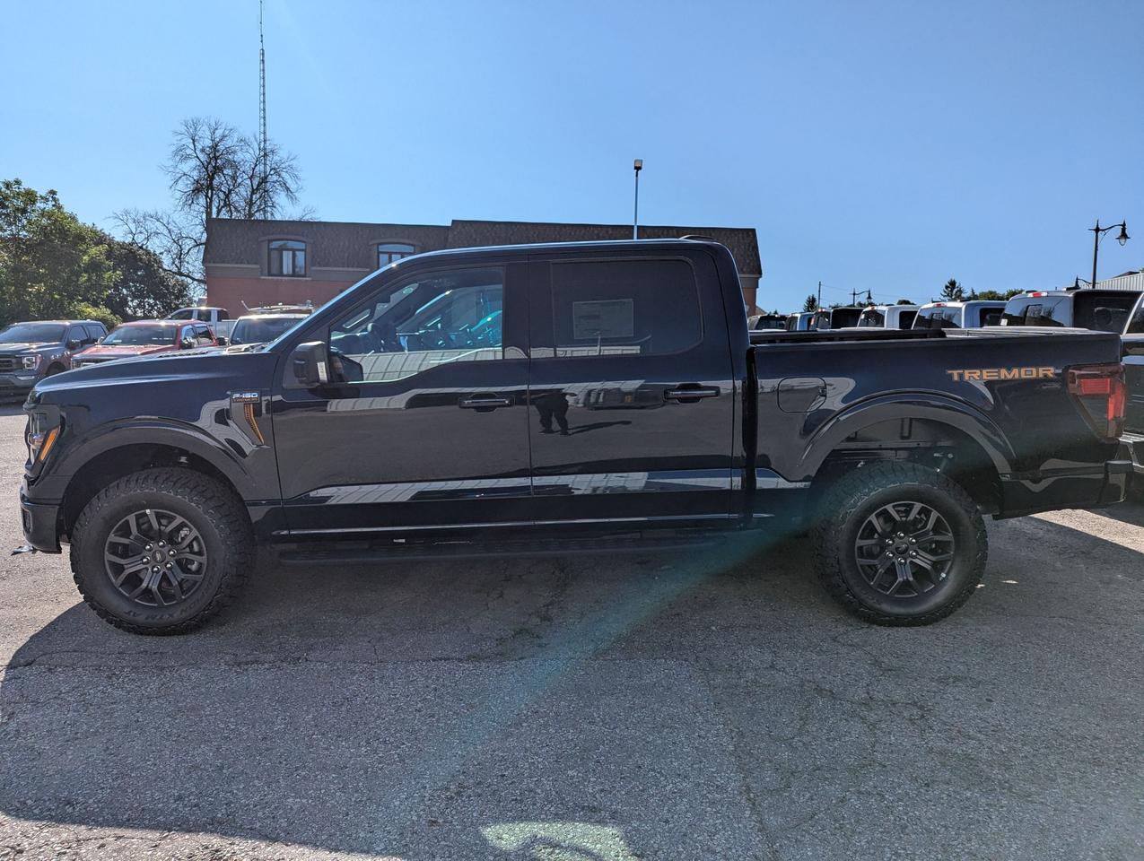 2026 Ford F-150 Tremor SuperCrew 401A 4x4 Photo2