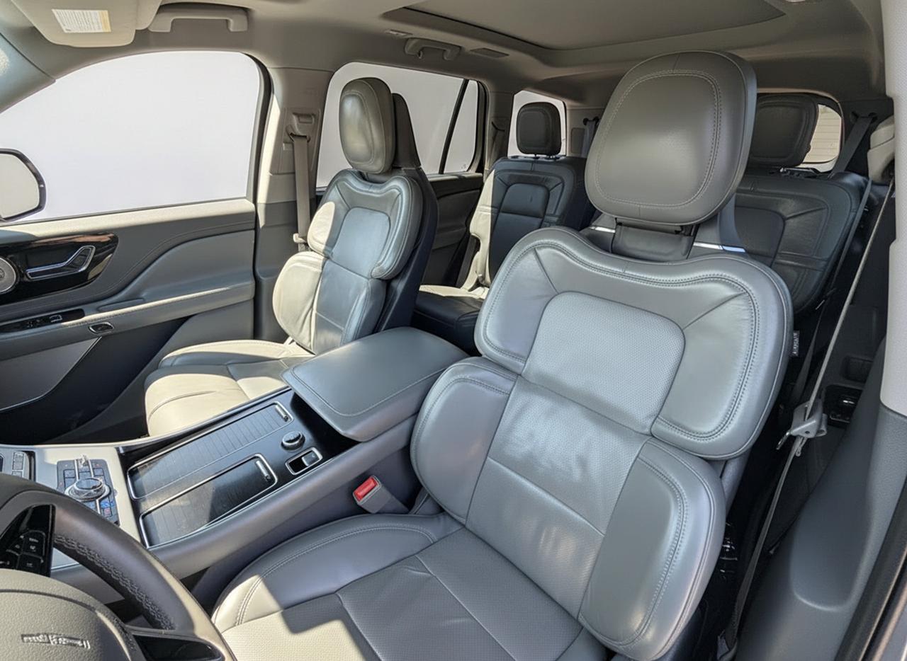 2020 Lincoln Aviator Reserve AWD Photo
