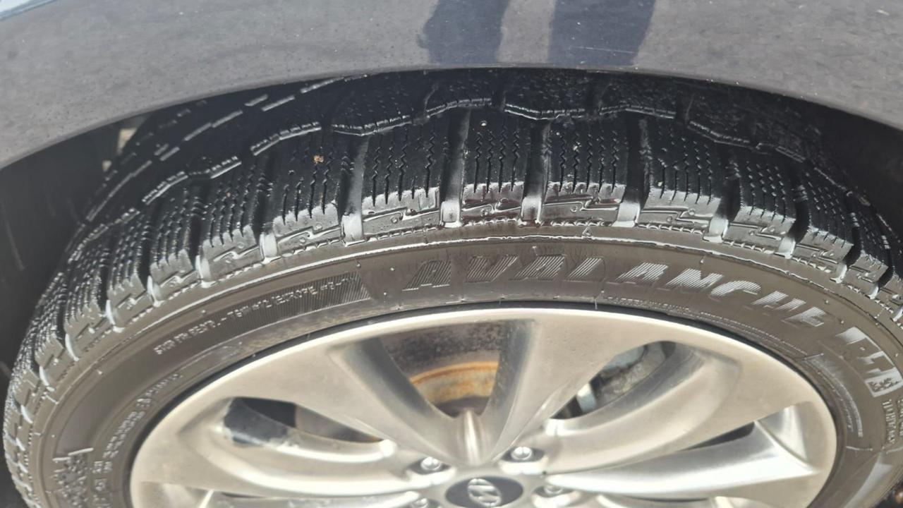 2013 Hyundai Sonata SE, WHEELS, LEATHER, AUTO, LOADED, CERTIFIED Photo