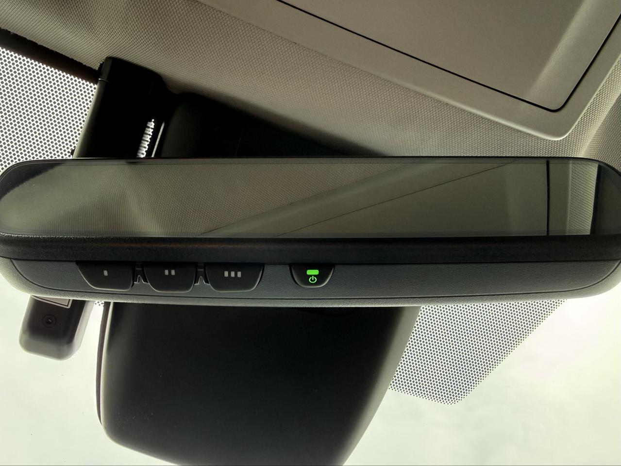 2026 Toyota Highlander XLE Photo