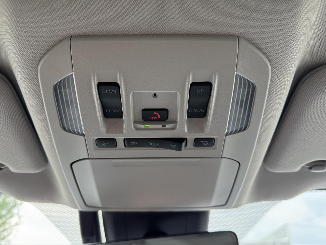 2026 Toyota Highlander XLE Photo