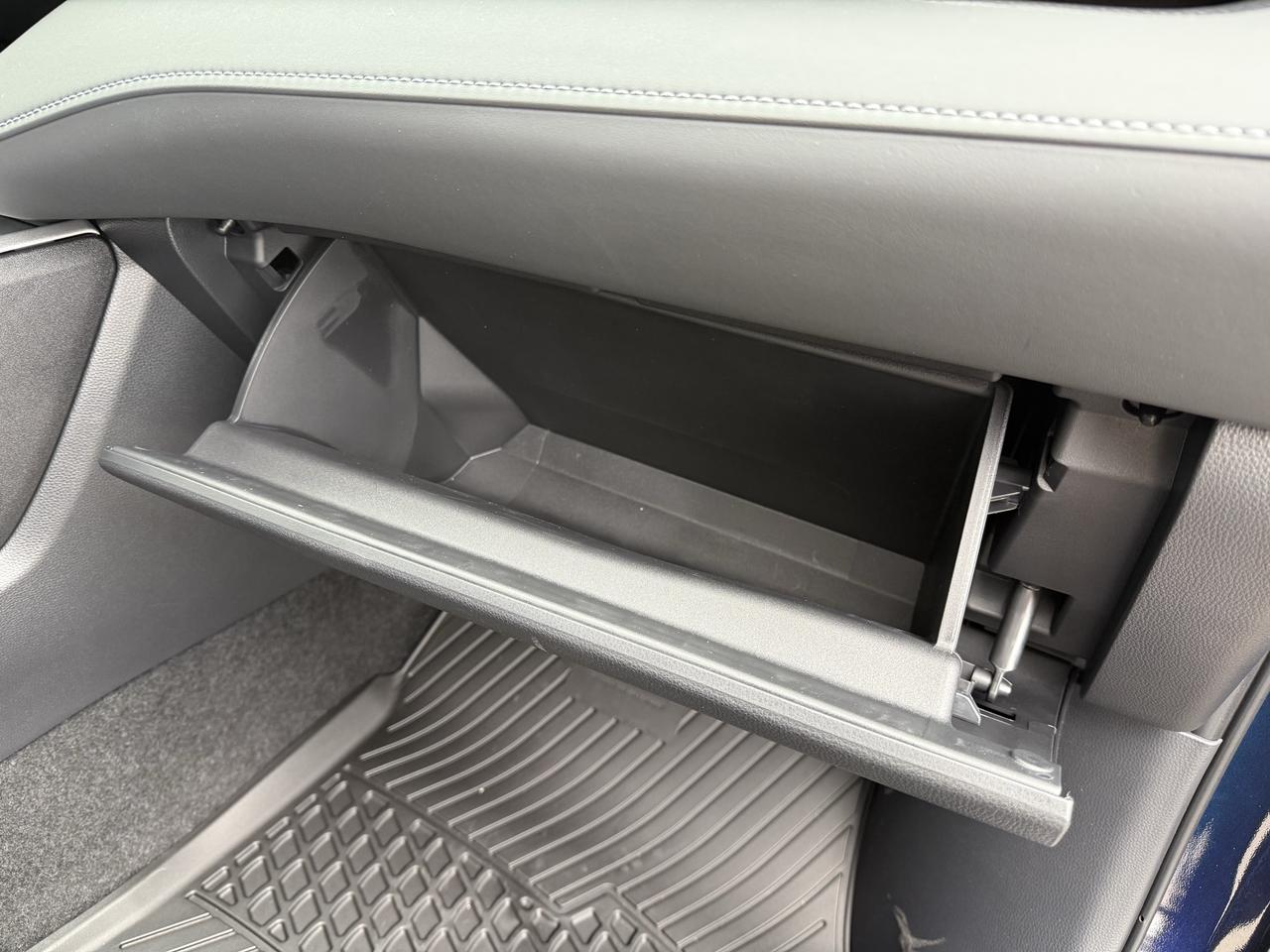 2026 Toyota Highlander XLE Photo