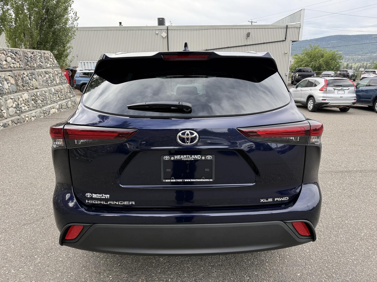 2026 Toyota Highlander XLE Photo