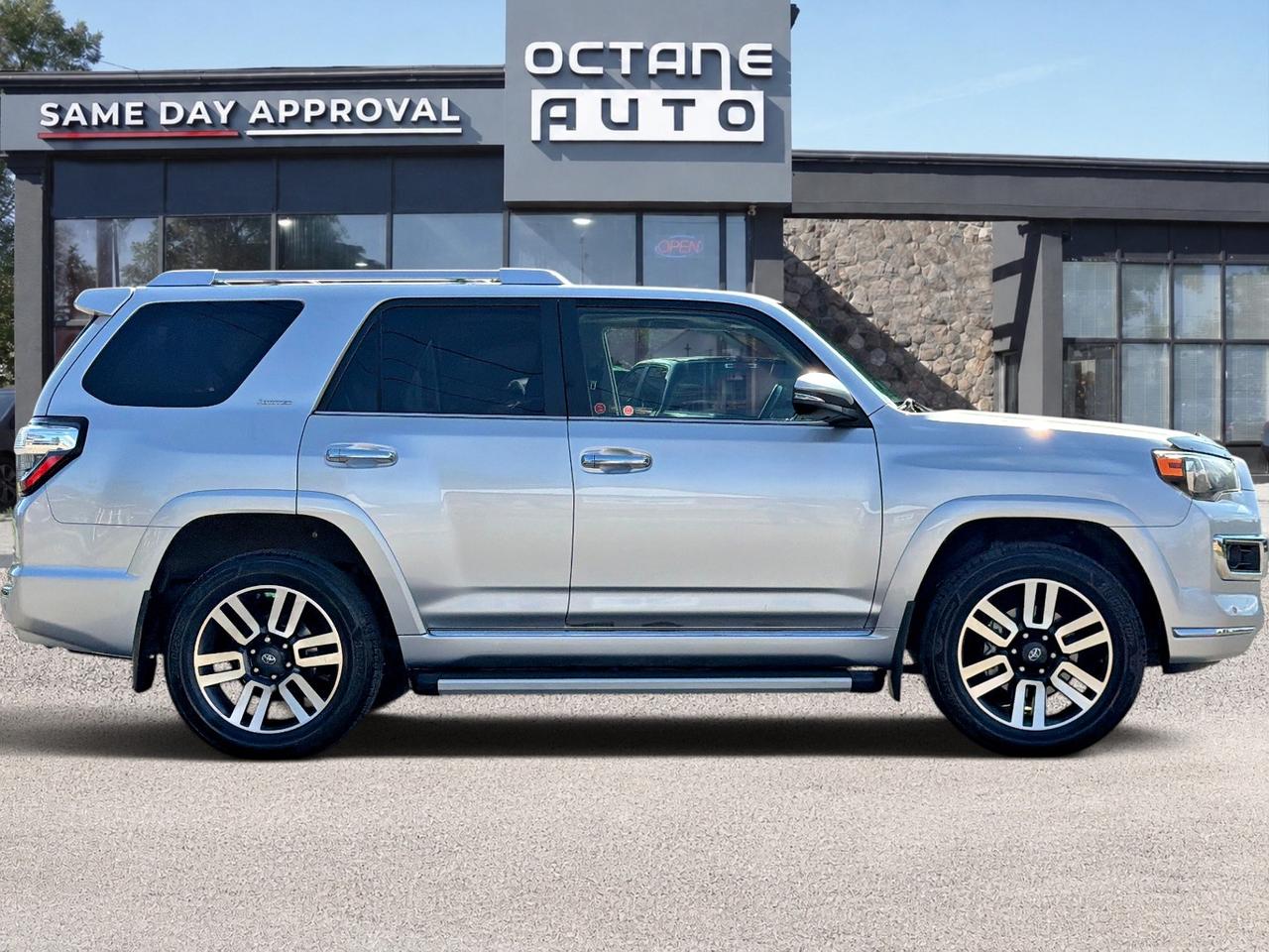 2016 Toyota 4Runner 4WD 4DR V6 SR5 Photo