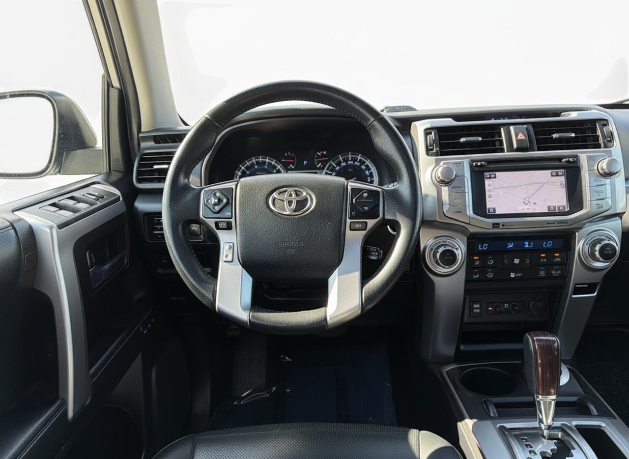 2016 Toyota 4Runner 4WD 4DR V6 SR5 Photo