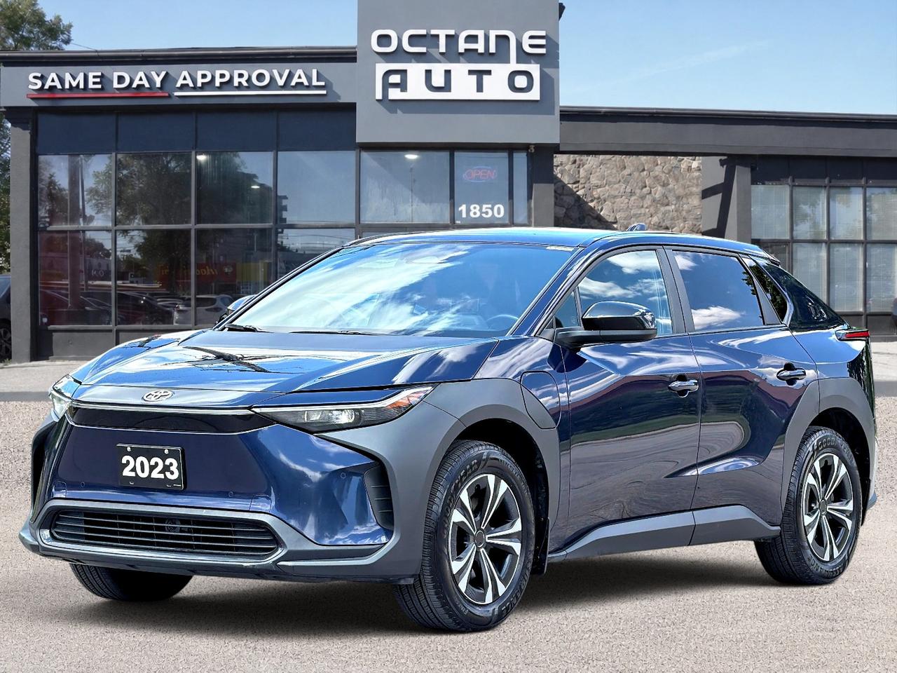 2023 Toyota bZ4X XLE AWD Photo0