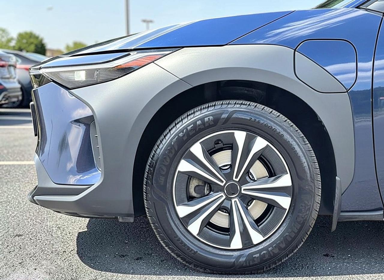 2023 Toyota bZ4X XLE AWD Photo