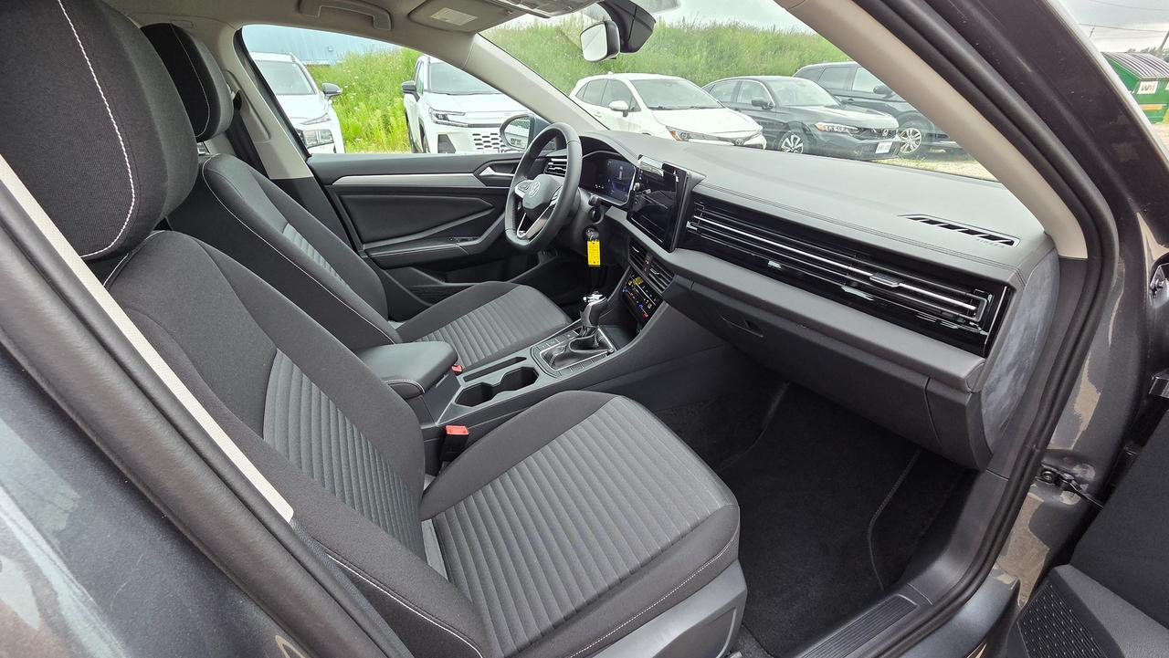 2026 Volkswagen Jetta Trendline Photo