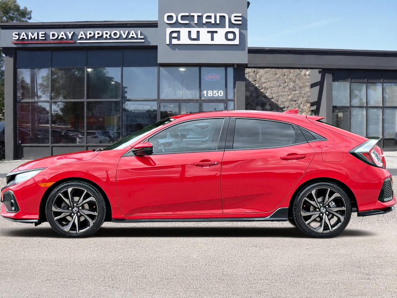 2018 Honda Civic Sport Touring Photo