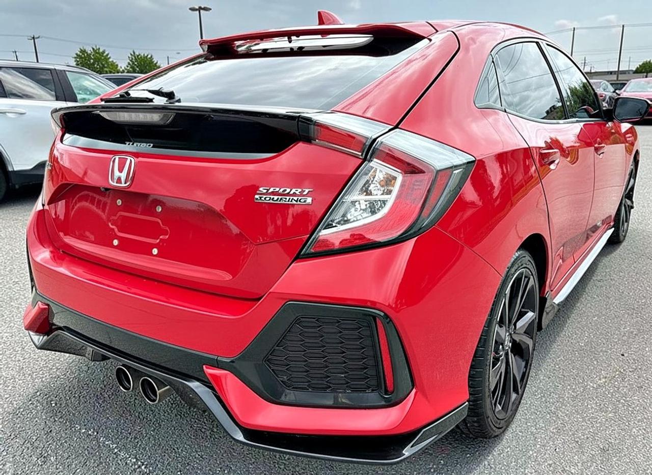 2018 Honda Civic Sport Touring Photo
