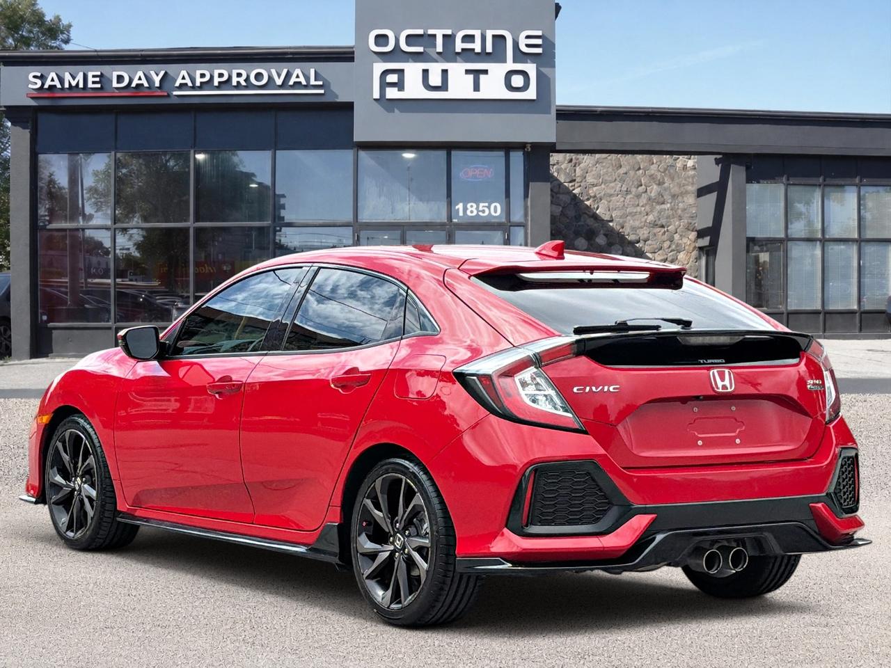 2018 Honda Civic Sport Touring Photo