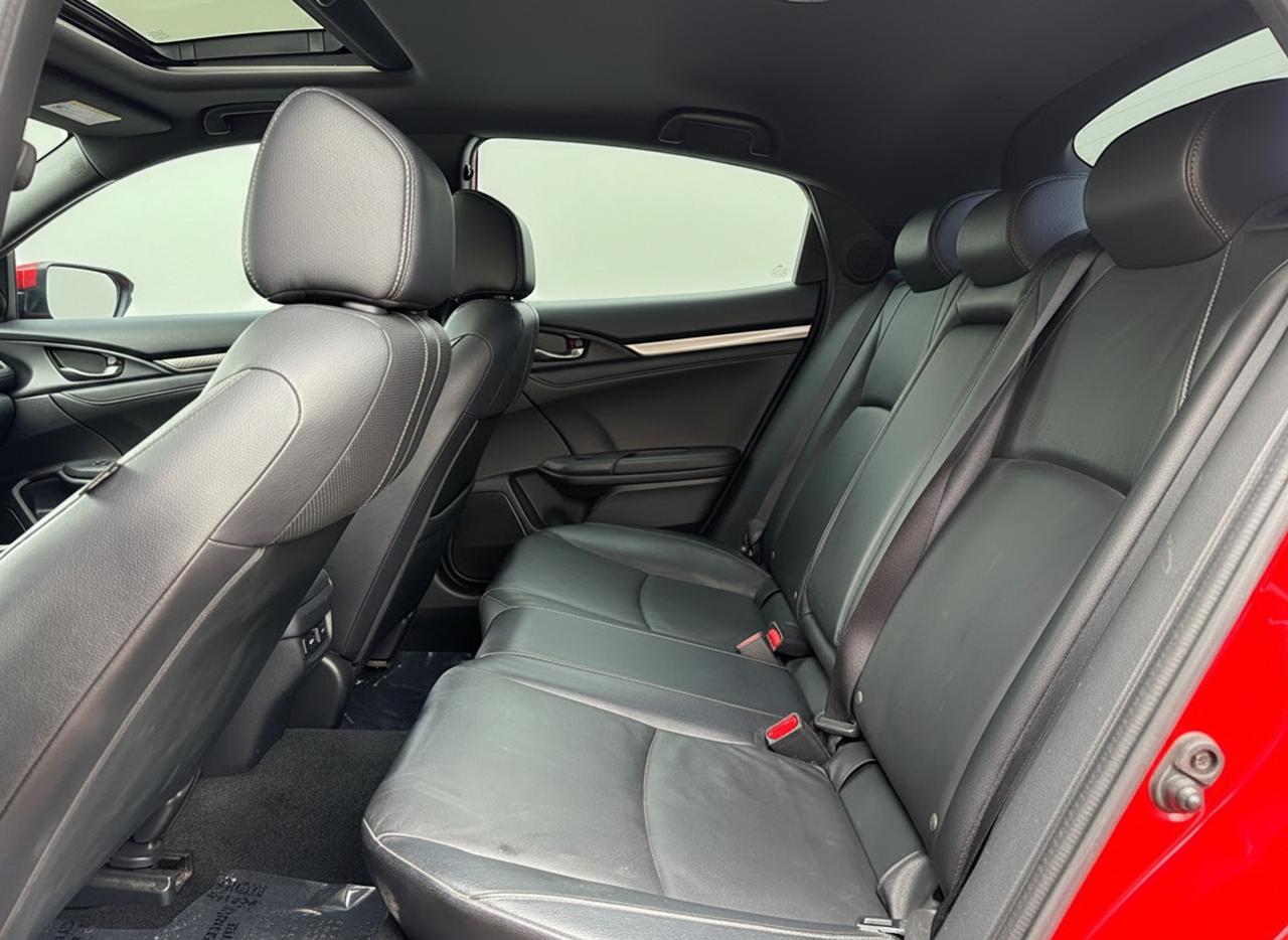 2018 Honda Civic Sport Touring Photo