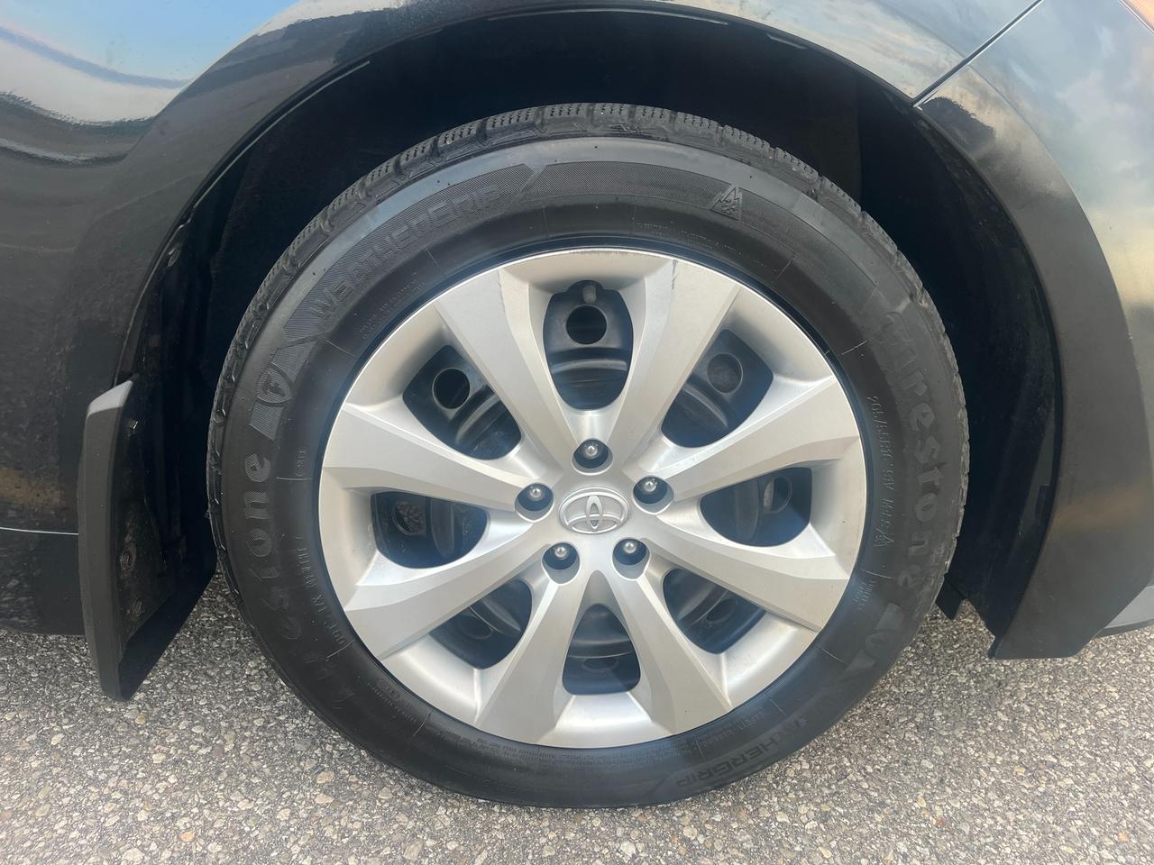 2020 Toyota Corolla LE CVT Photo