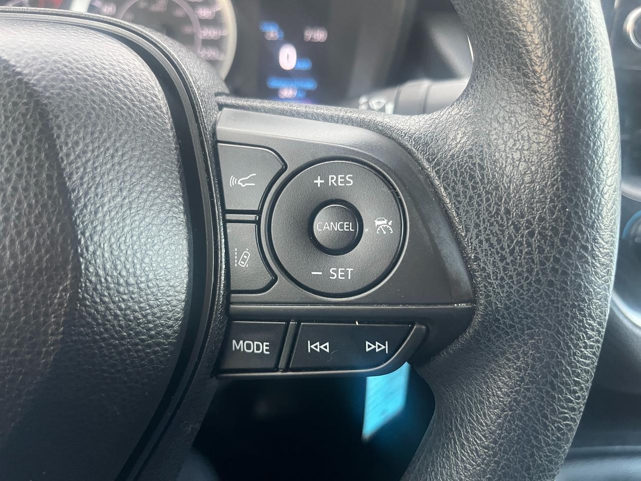 2020 Toyota Corolla LE CVT Photo