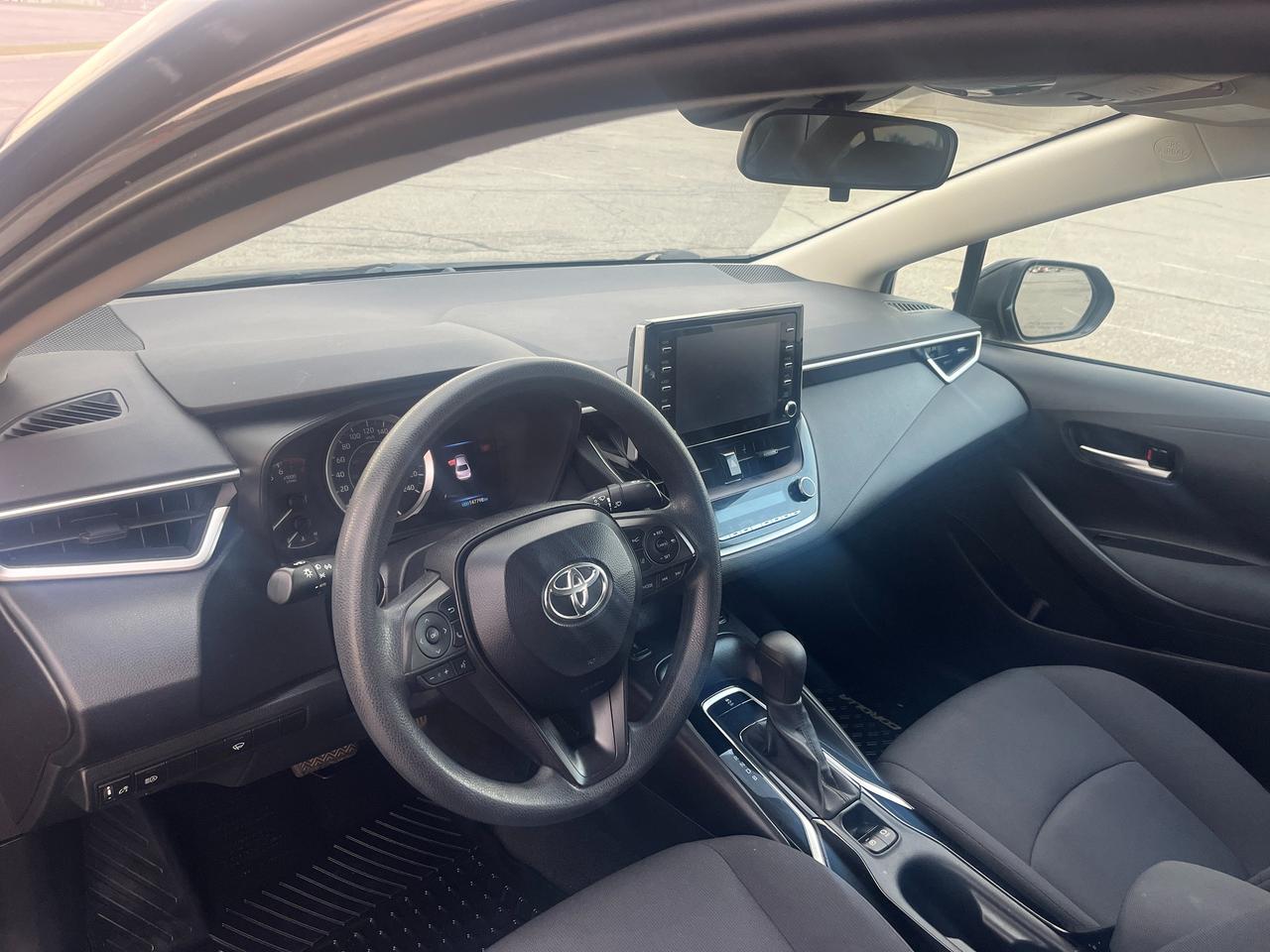 2020 Toyota Corolla LE CVT Photo