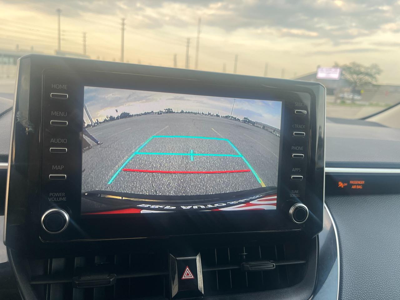 2020 Toyota Corolla LE CVT Photo