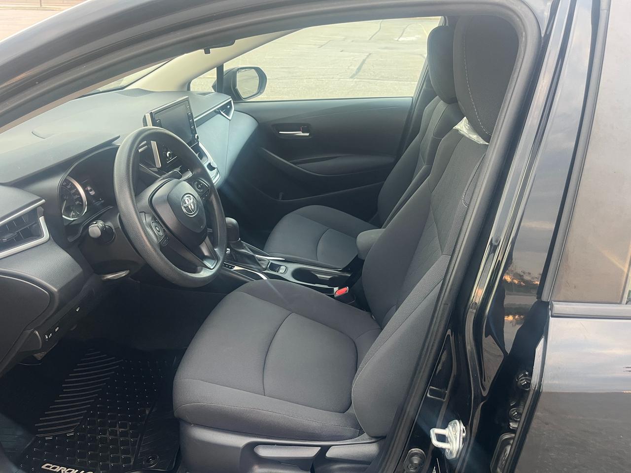 2020 Toyota Corolla LE CVT Photo