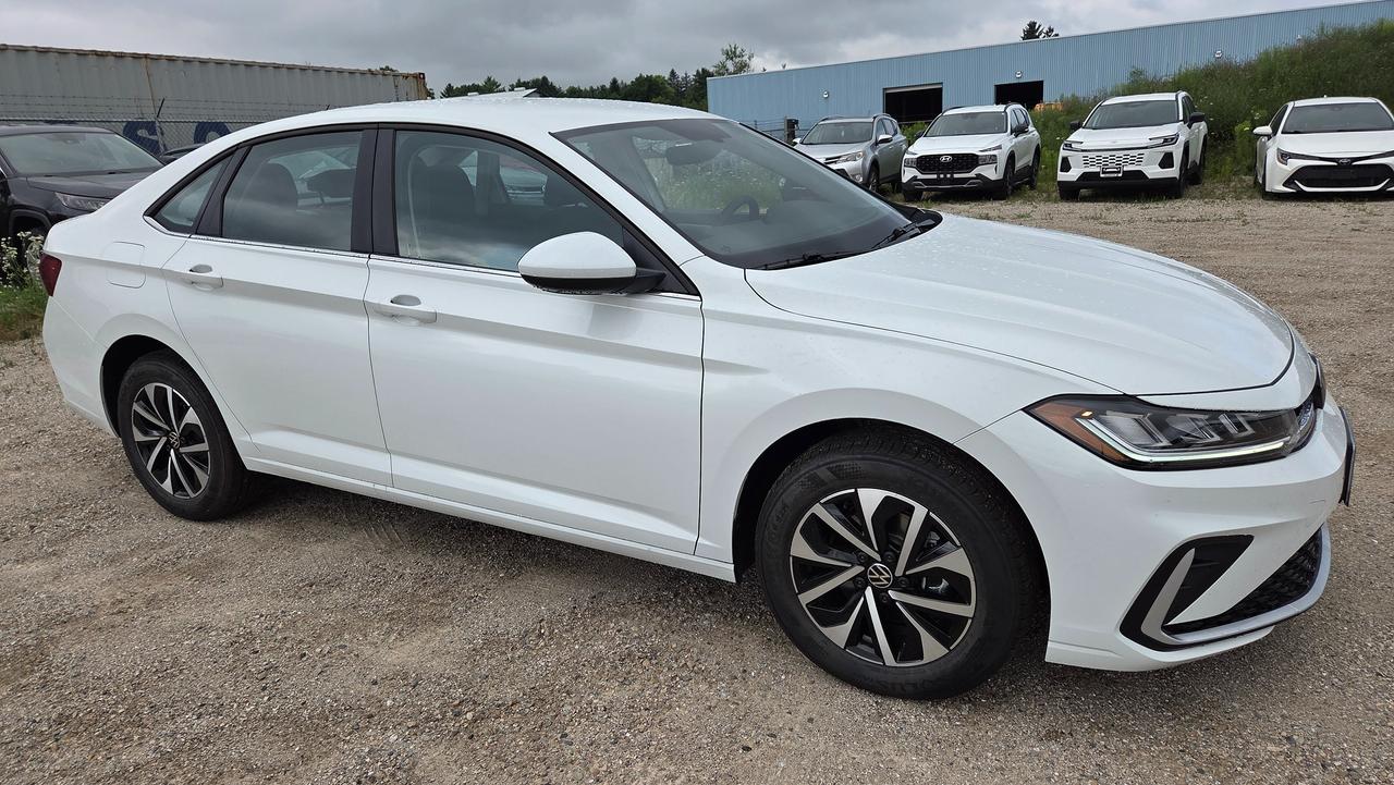 2026 Volkswagen Jetta Trendline Photo