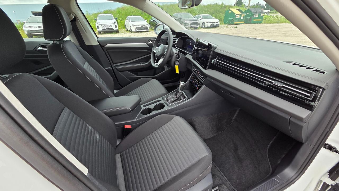 2026 Volkswagen Jetta Trendline Photo