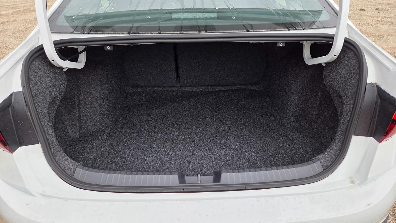 2026 Volkswagen Jetta Trendline Photo