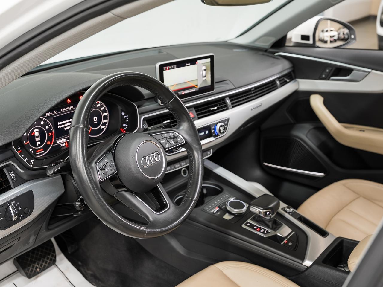 2019 Audi A4 TECHNIK AWD | Nav | Leather | Sunroof | CarPlay