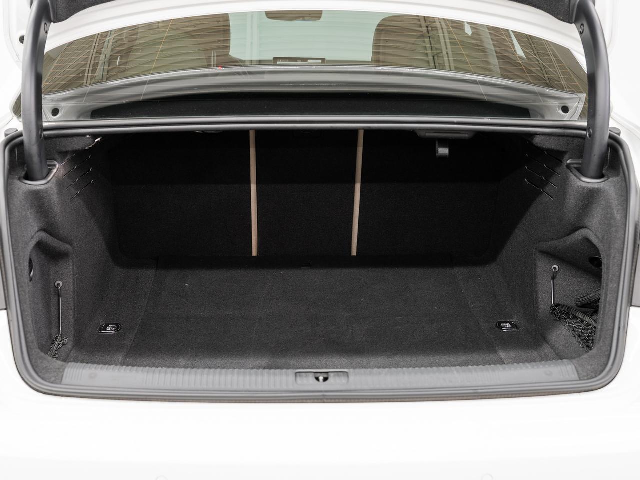 2019 Audi A4 TECHNIK AWD | Nav | Leather | Sunroof | CarPlay