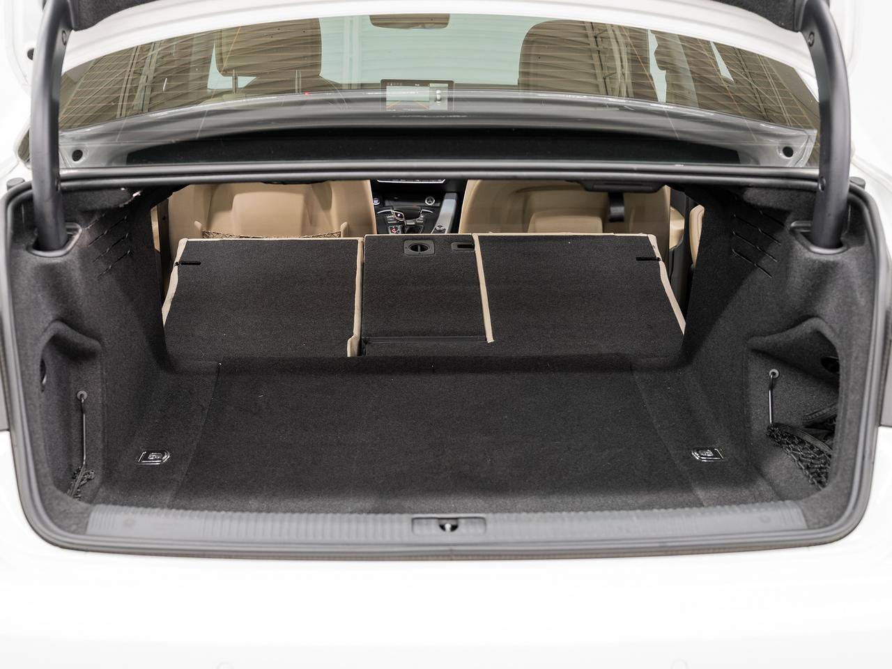 2019 Audi A4 TECHNIK AWD | Nav | Leather | Sunroof | CarPlay