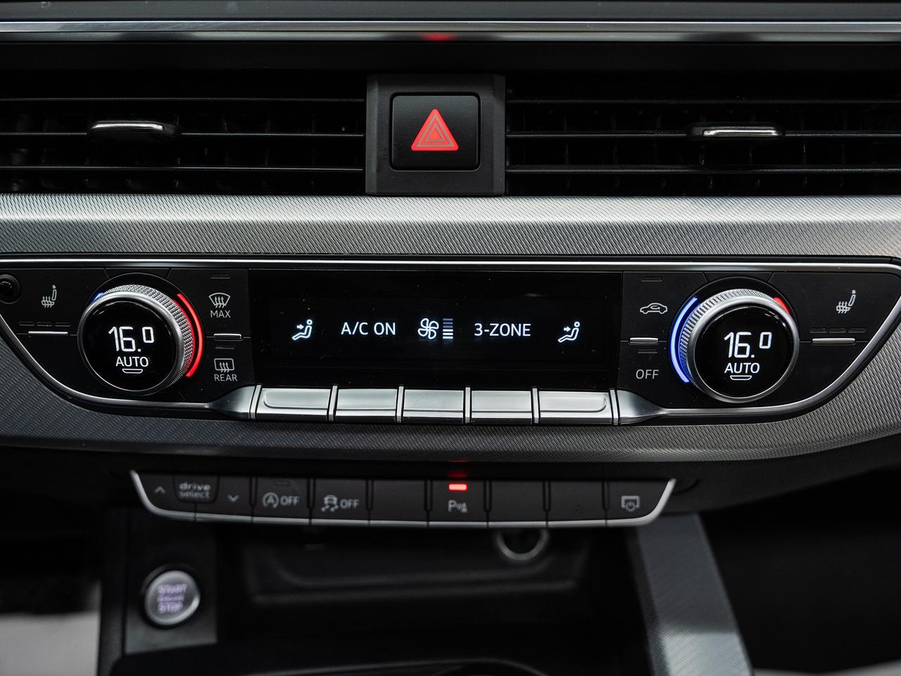 2019 Audi A4 TECHNIK AWD | Nav | Leather | Sunroof | CarPlay