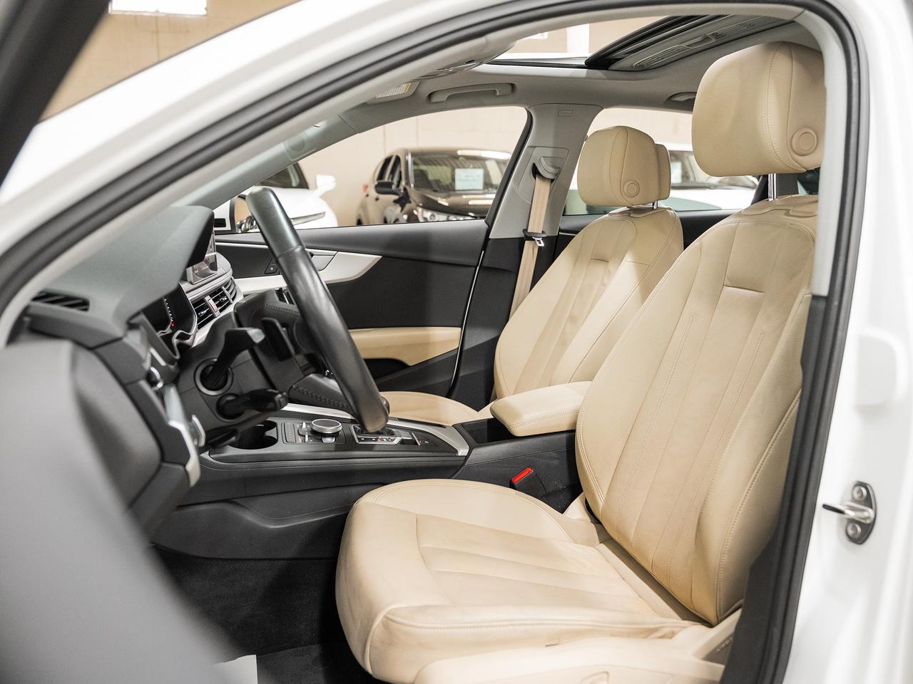 2019 Audi A4 TECHNIK AWD | Nav | Leather | Sunroof | CarPlay