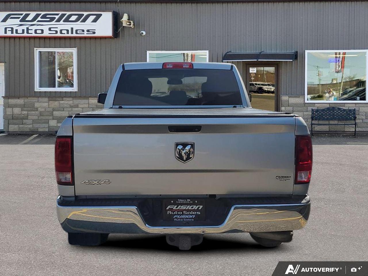 2017 RAM 1500 4WD QUAD CAB 140.5" ST Photo