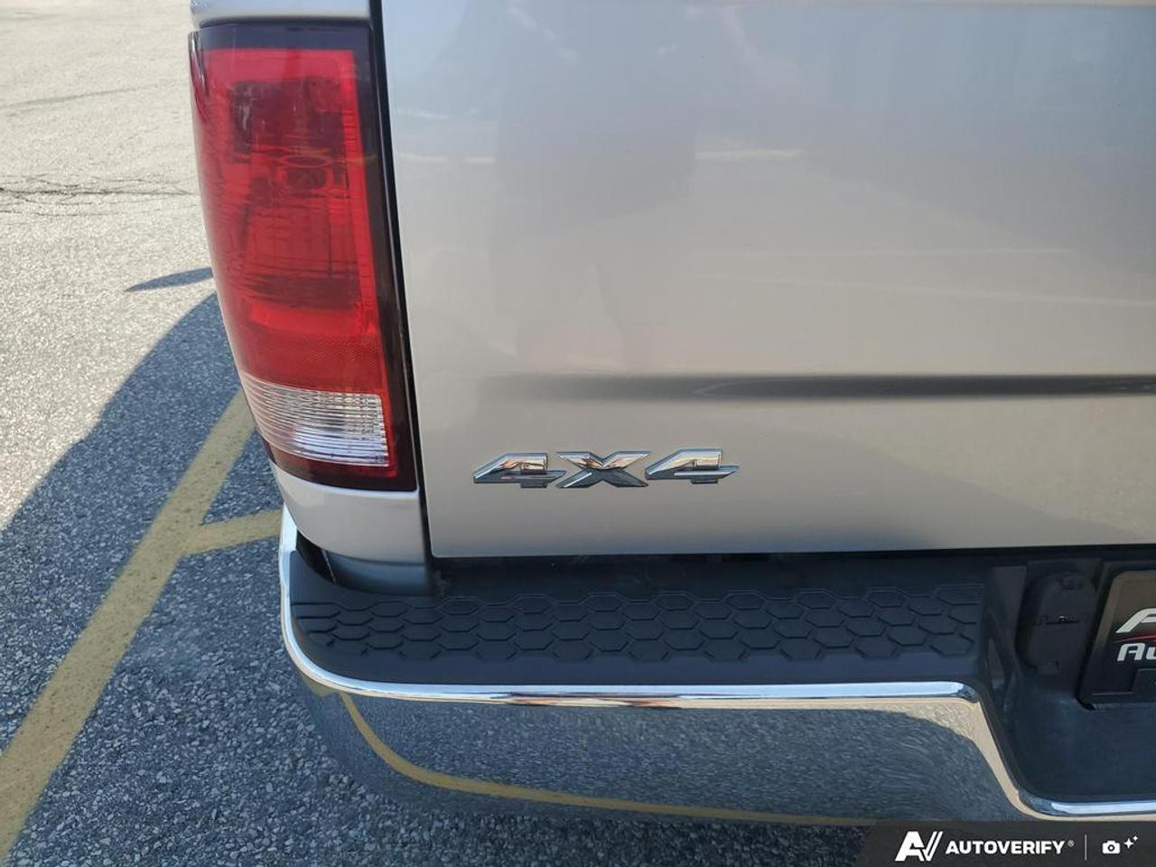 2017 RAM 1500 4WD QUAD CAB 140.5" ST Photo
