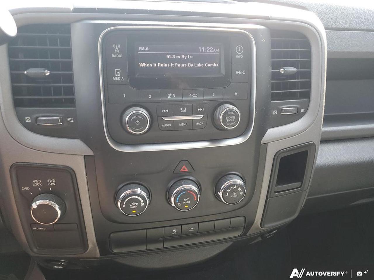 2017 RAM 1500 4WD QUAD CAB 140.5" ST Photo