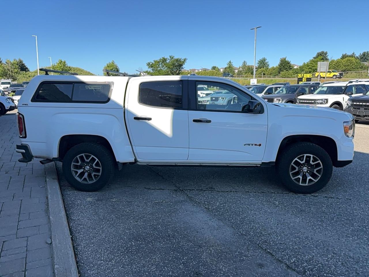 2022 GMC Canyon AT4, CREW, REMOTE START, HD TOW, HEATED SEATS Photo3