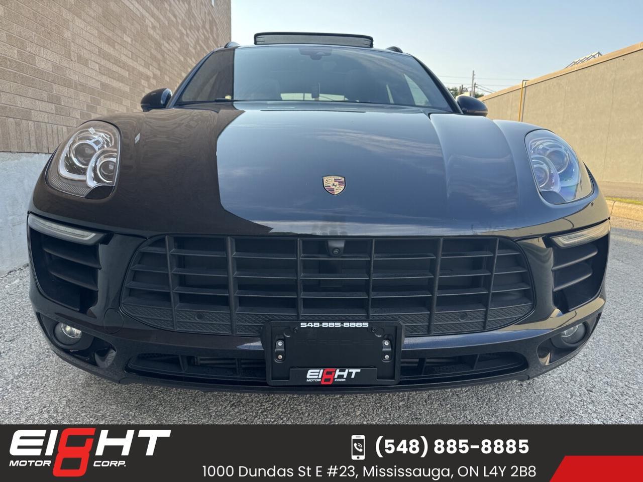 2018 Porsche Macan AWD Photo