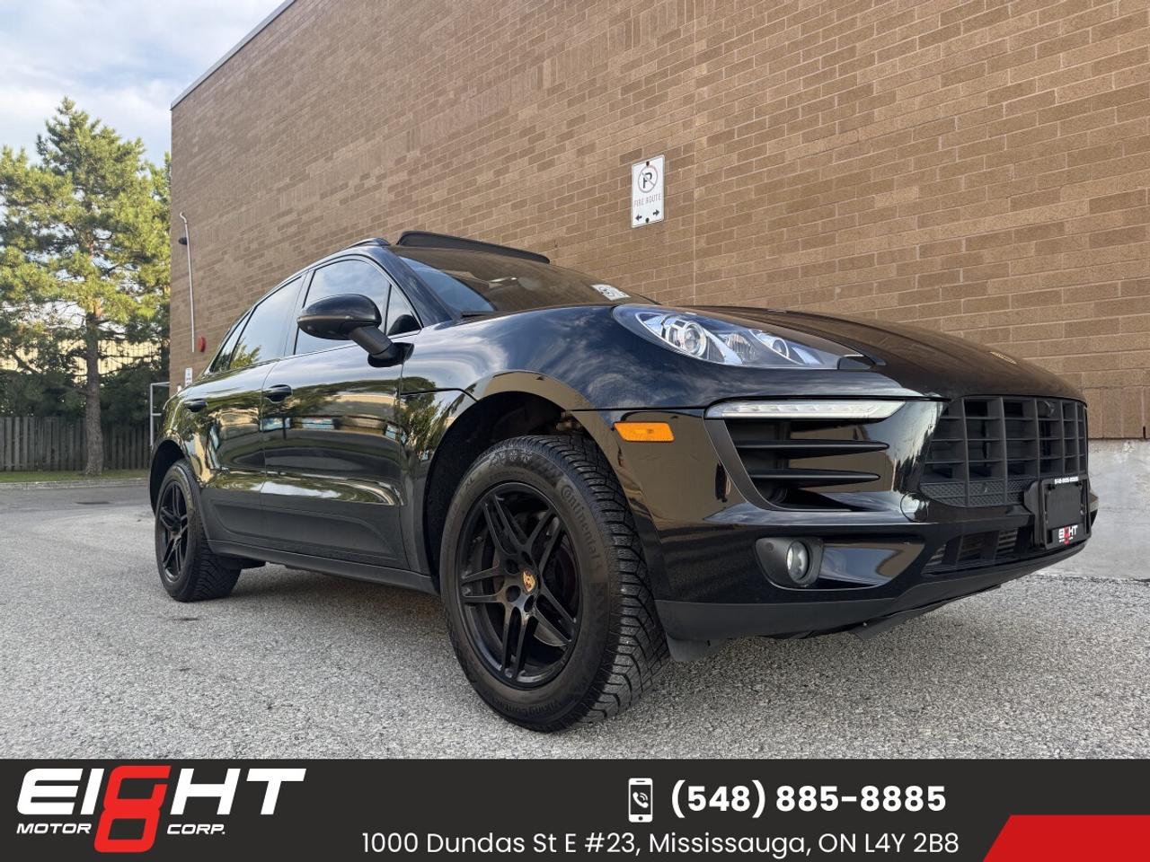2018 Porsche Macan AWD Photo4
