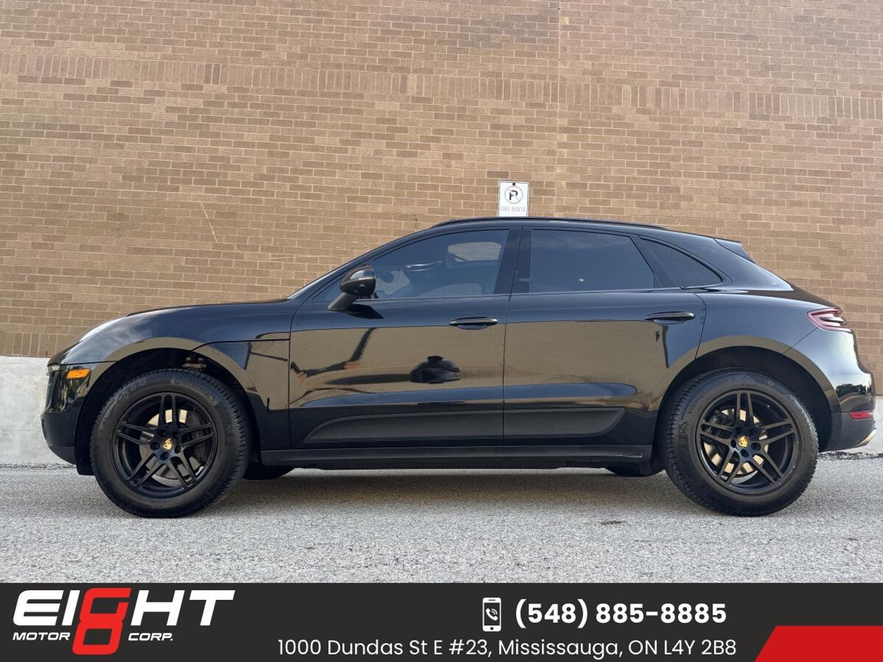 2018 Porsche Macan AWD Photo