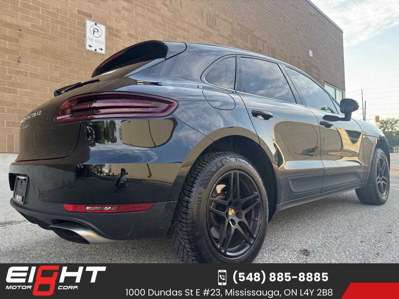 2018 Porsche Macan AWD Photo