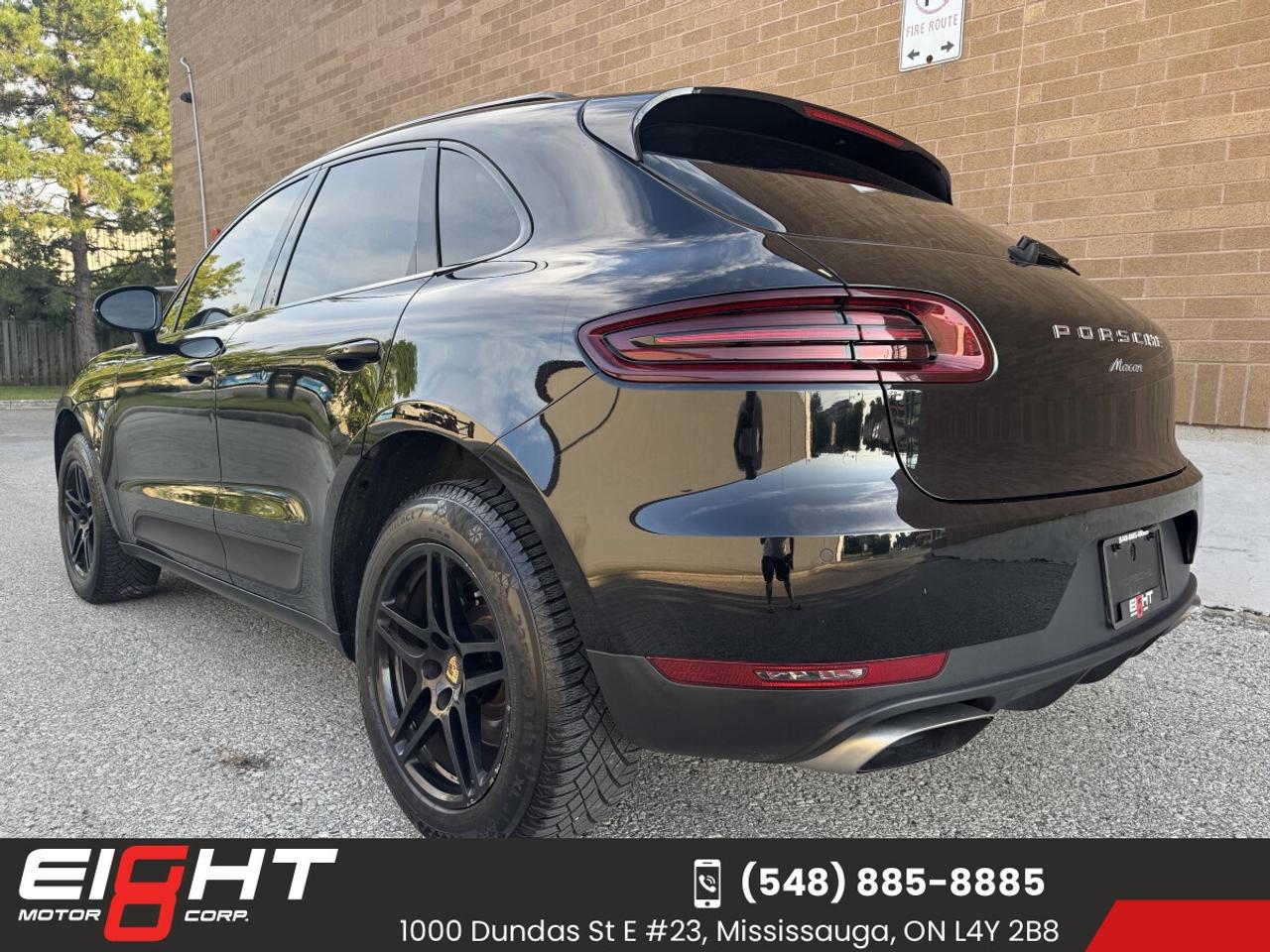 2018 Porsche Macan AWD Photo
