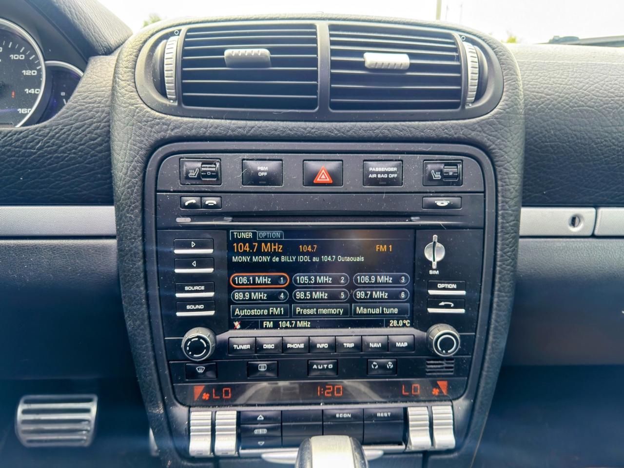 2009 Porsche Cayenne Base Photo
