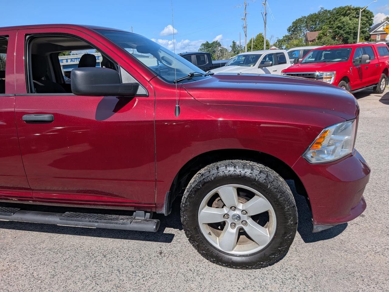 2021 RAM 1500 Classic EXPRESS CREW CAB SHORT BED Photo