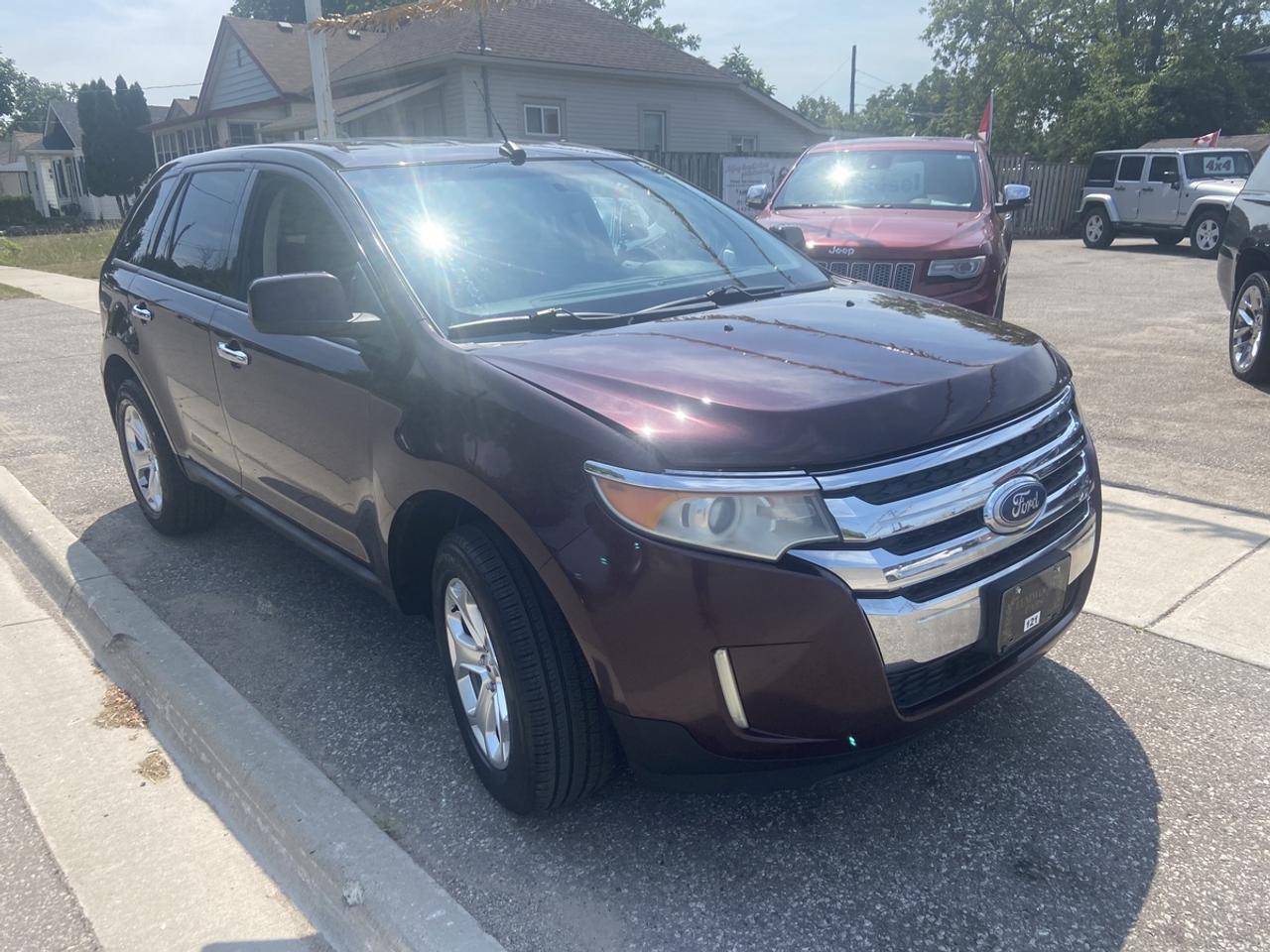 2011 Ford Edge SEL Photo1