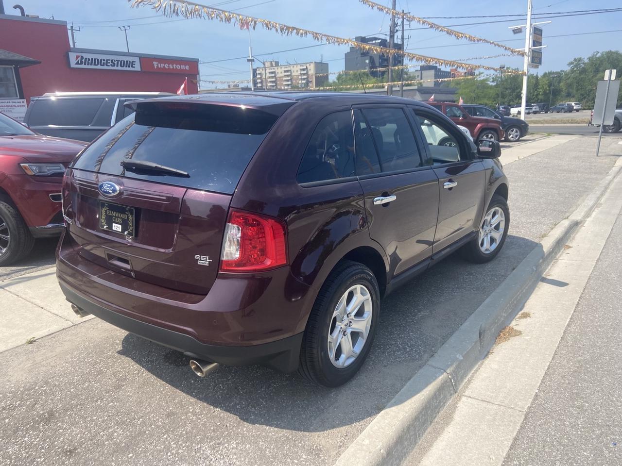 2011 Ford Edge SEL Photo