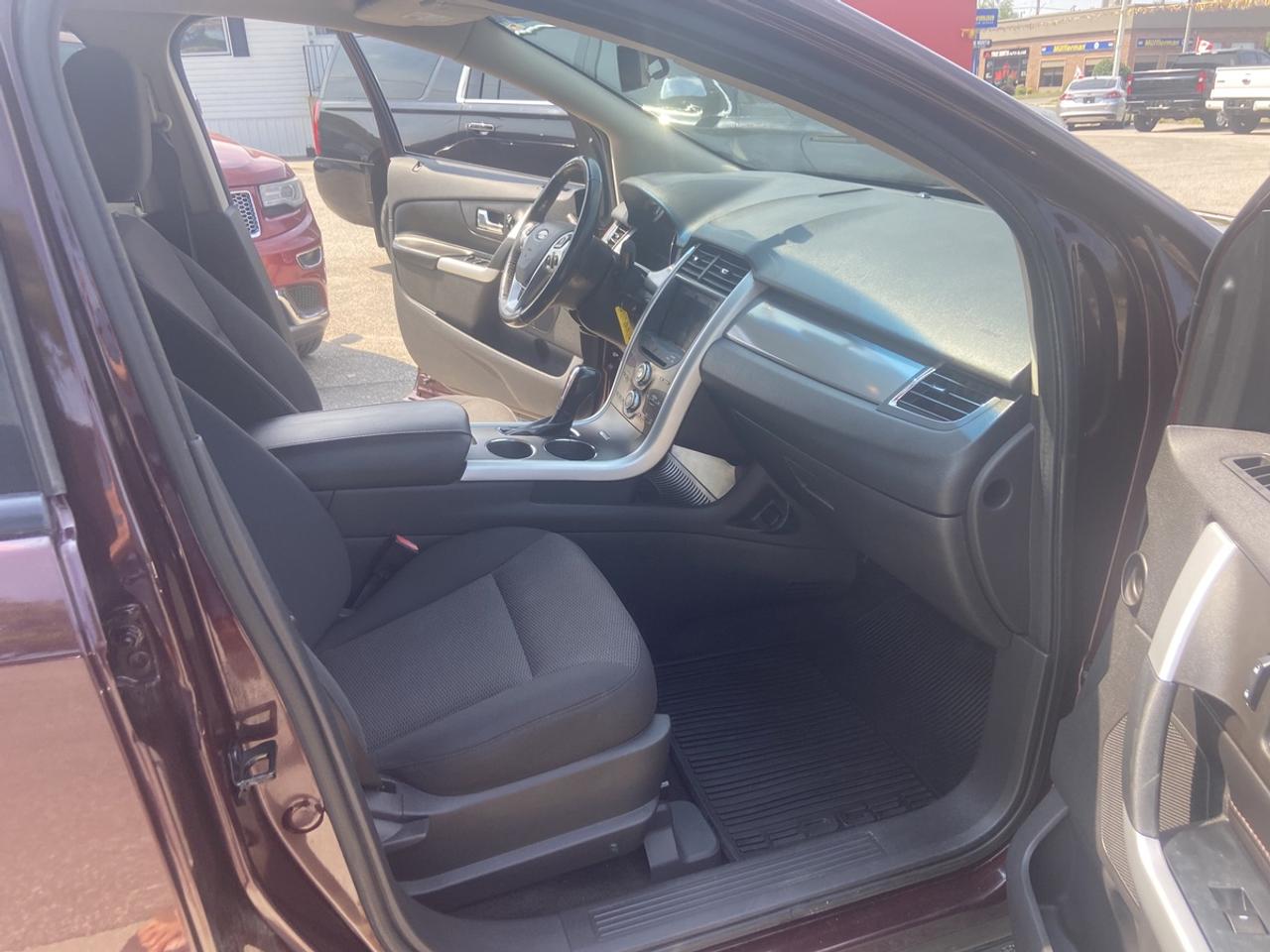 2011 Ford Edge SEL Photo