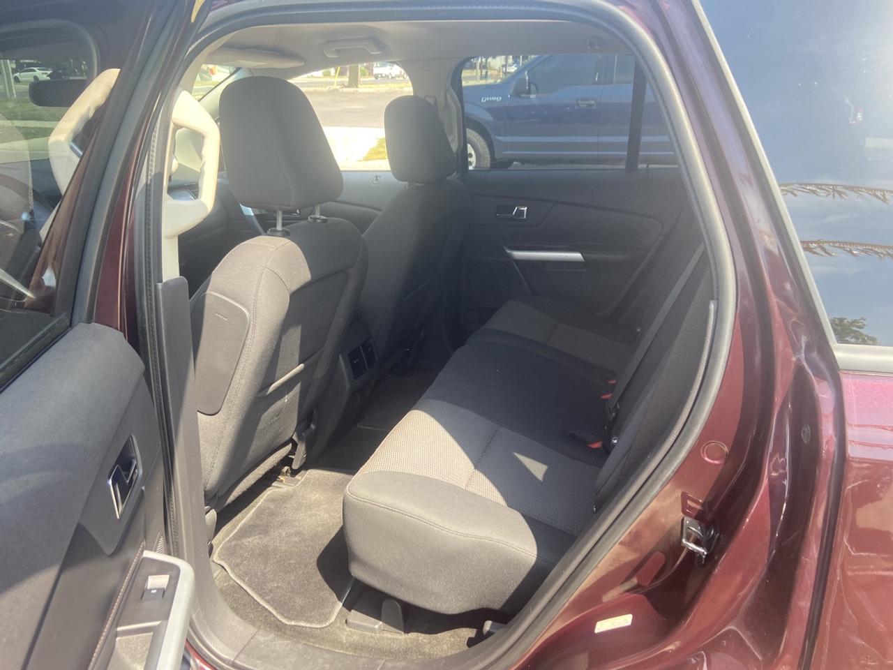 2011 Ford Edge SEL Photo