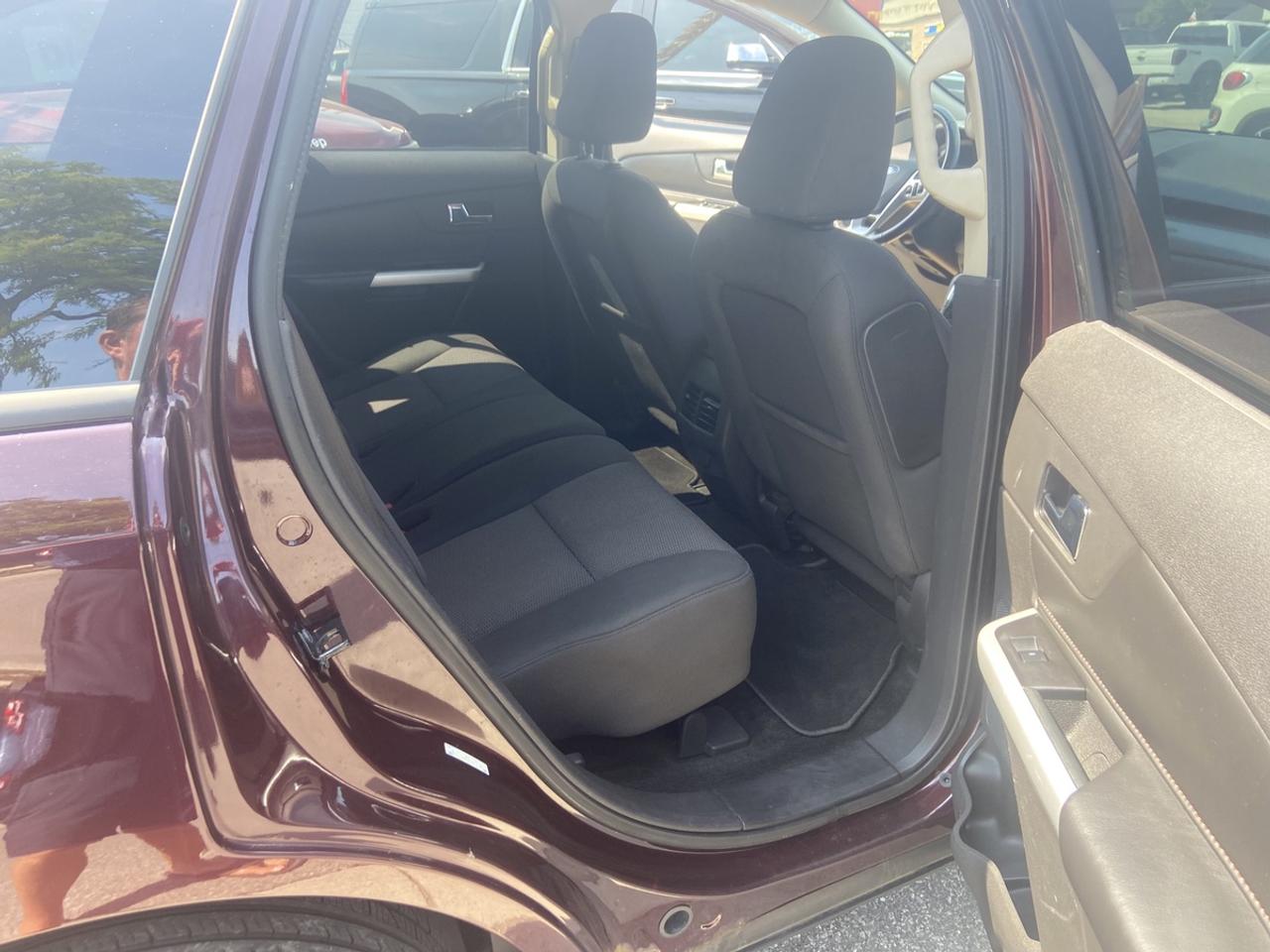 2011 Ford Edge SEL Photo