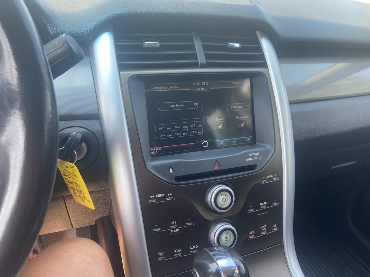 2011 Ford Edge SEL Photo