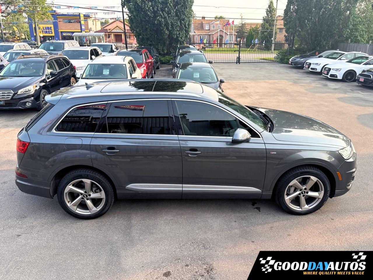 2018 Audi Q7 Technik S-LINE ONE OWNER CLEAN CARFAX DRIVER ASST Photo