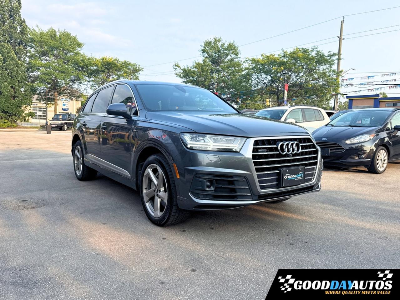 2018 Audi Q7 Technik S-LINE ONE OWNER CLEAN CARFAX DRIVER ASST Photo